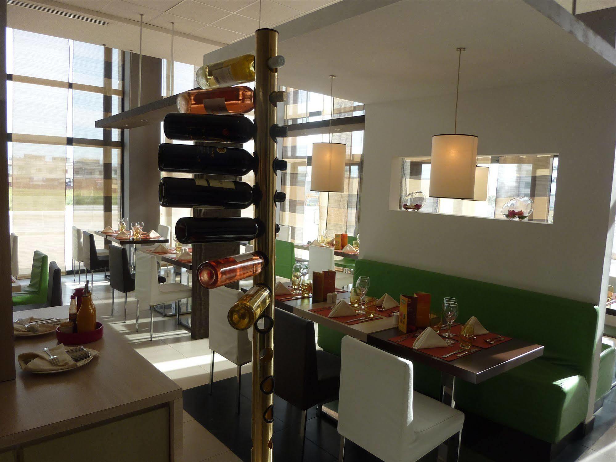 Ibis Oran Les Falaises Exterior photo